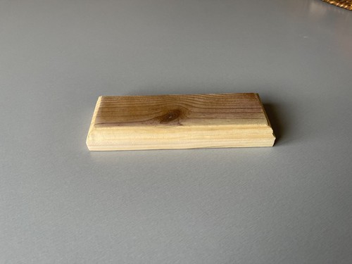 Socle bois brut - brut, pour