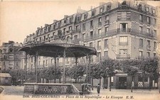 CPA 92 BOIS COLOMBES PLACE