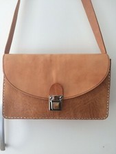 [Artisanal] sac en cuir