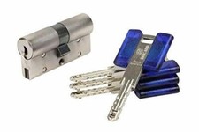 Serrure à clé Bricard 17401