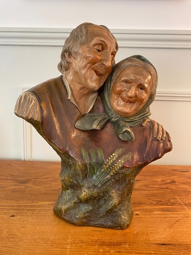 Sculpture groupe terre - en,