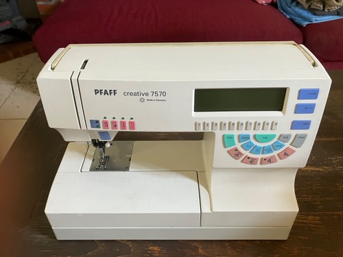 Machine coudre pfaff - à,