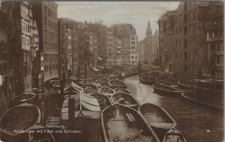 Carte postale * Hambourg - pont en bois avec flotte et chutes (AB)70573