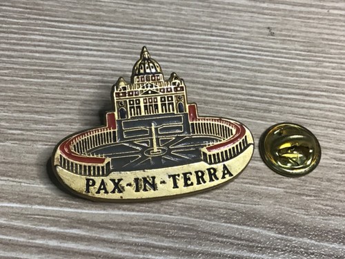 Pins pax terra sig - pins,