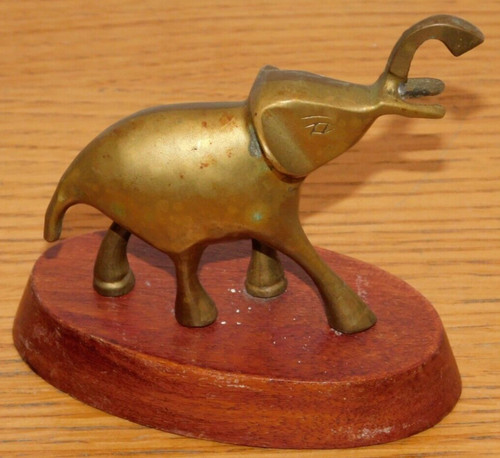 Vintage 1970 statuette statue - 1970,