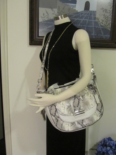 Nwt coach 19325 kristin python - 19325,