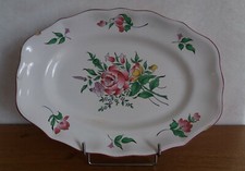 Plat très ancien en faïence