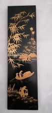 ancien panneau bois laqué noir, peinture doré Vietnam, signé