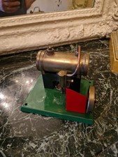 Ancienne Machine À Vapeur En