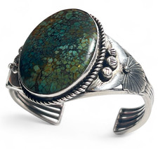 Bracelet manchette en argent signé Russell Sam Navajo Turquoise verte spiderweb