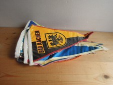 LOT DE 14 FANIONS CAMPING Voyage tourisme Vintage Années 1980