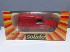 Renault 4L fourgonnette Pompier Ville de Paris Solido 1/43