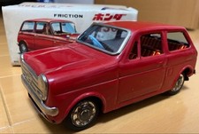 Jouet en étain à friction