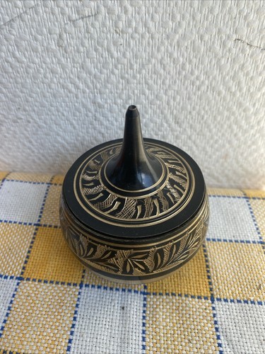 Ancienne petite boîte - petite,