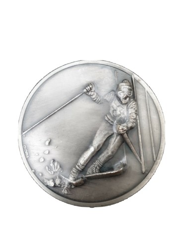 Médaille signée gloria - gloria, –