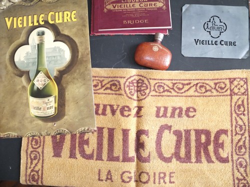 Lot objets pub - lot, liqueur