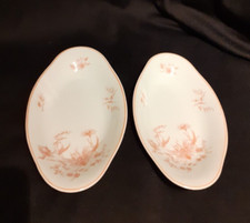 2 raviers en porcelaine de