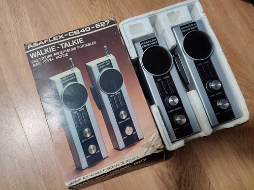 Ancienne paire talkie - ancienne, talkie-walkie