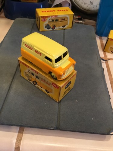 Dinky toy bedford van - dinky,