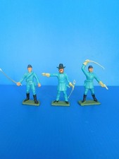 STARLUX / WESTERN : GUERRE DE