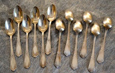 12 petites cuillères métal argenté ercuis louis XVI