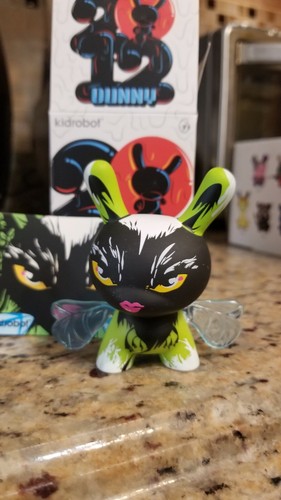 Kidrobot dunny 2012 - kidrobot,