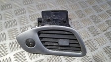 Renault Clio 2007 Dash Vent