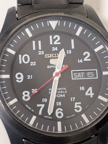 Montre militaire automatique