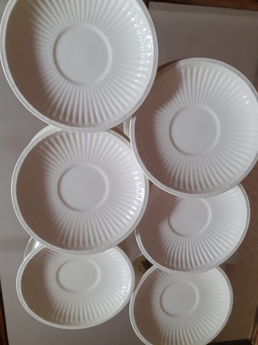 Six superbes sous - , tasses