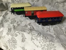 Lot de trois wagons Hornby Hachette- n°4 -