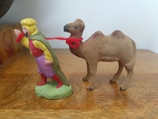 Santons DEVINEAU - Chameau floqué (9,5 cm) et chamelier 9,5 Cm) TBE