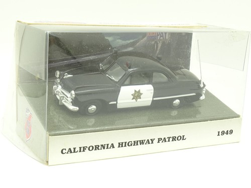 White rose ford 1949 - white,