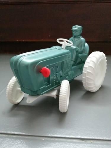 Ancien jouet tracteur porsche - ancien,