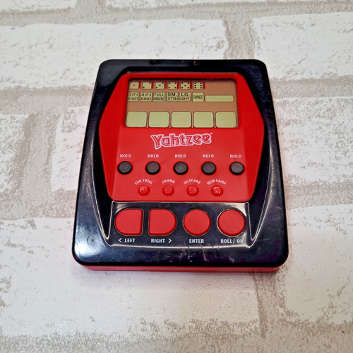 Hasbro yahtzee handheld - yahtzee, travel