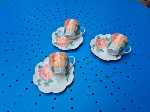 Lot tasses sous - tasses,