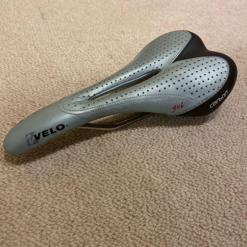 Vero carbon titanium saddle