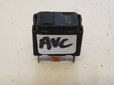 Bouton lève vitre avant