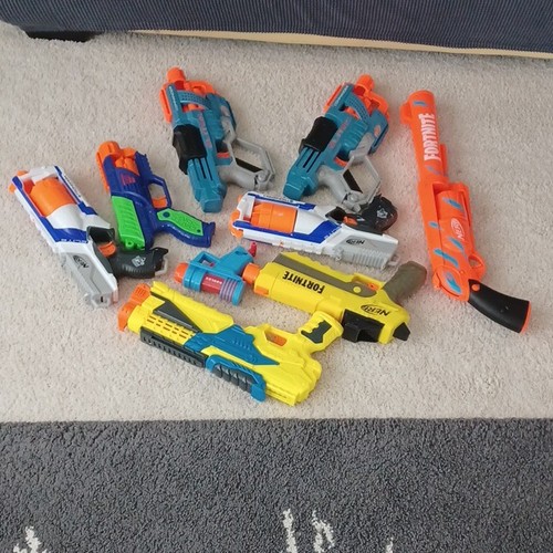 Assorted blasters nerf used - assorted,