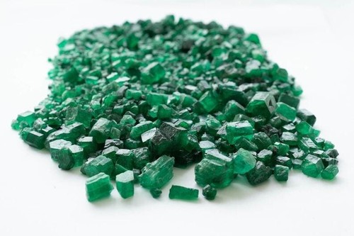 Pièces émeraude brute - 10,