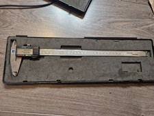 PC  pied à coulisse d'atelier  numérique 300 mm digital caliper W