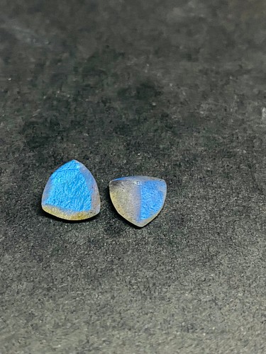 Labradorite facettes - à,