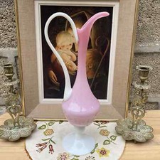 Grand vase Aiguière opaline rose et blanc