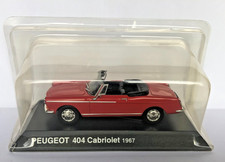 VOITURE PEUGEOT 404 CABRIOLET