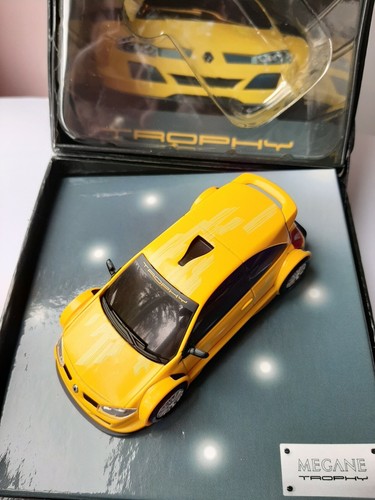 Renault megane trophy - renault, 1:43