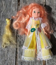 Poupée Dame Boucleline /