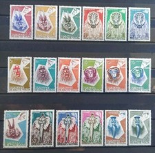 Série 18 Timbres Folklore