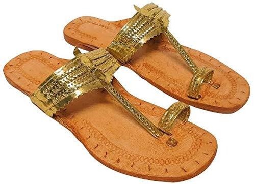 Femmes kolhapuri cuir chappal - kolhapuri,