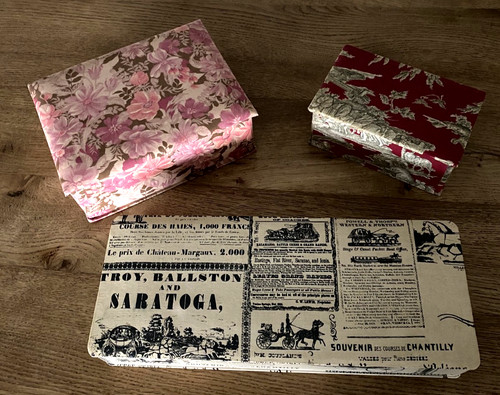 Anciennes boîtes à - anciennes,