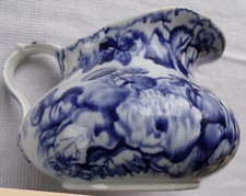 Magnifique BROC de toilette en faïence de Creil Montereau FLORA