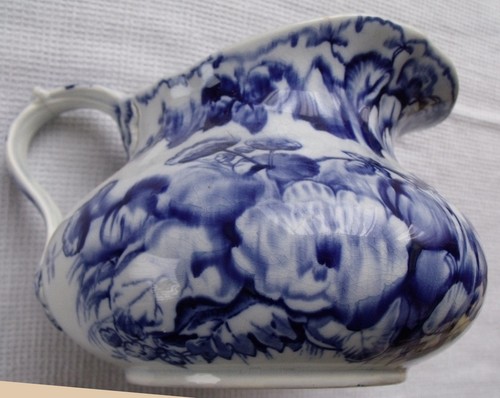 Magnifique broc toilette - magnifique,